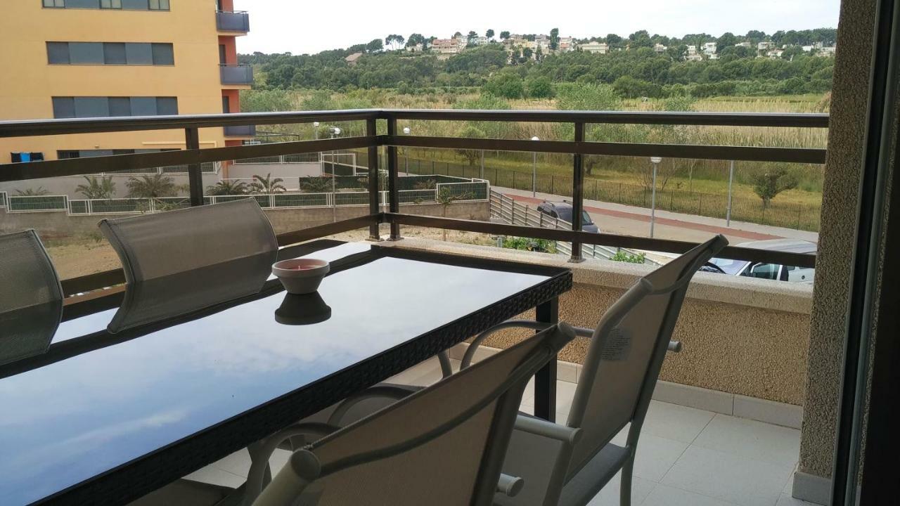 Playa Y Golf La Pineda Apartment Exterior photo